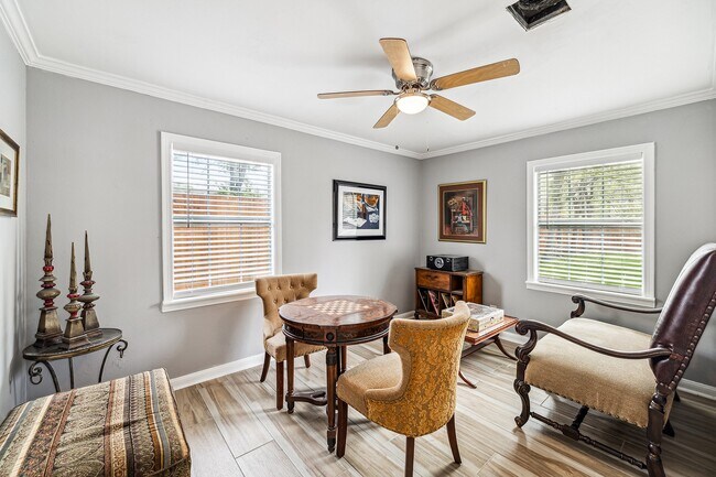 Foto del edificio - 5006 Idaho St