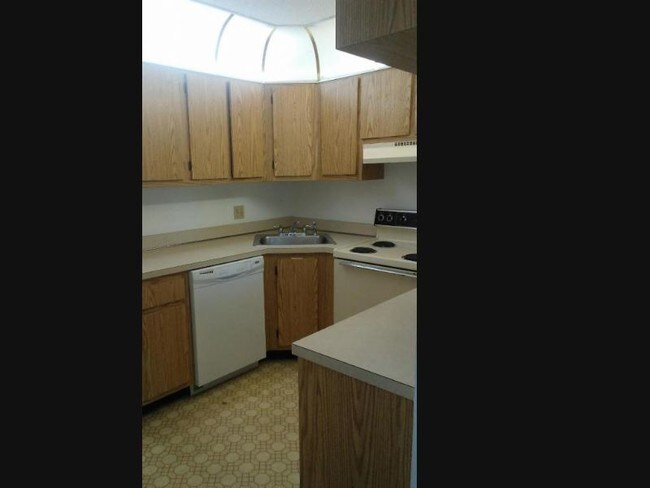 Foto del edificio - 2702 SW Matheson Ave