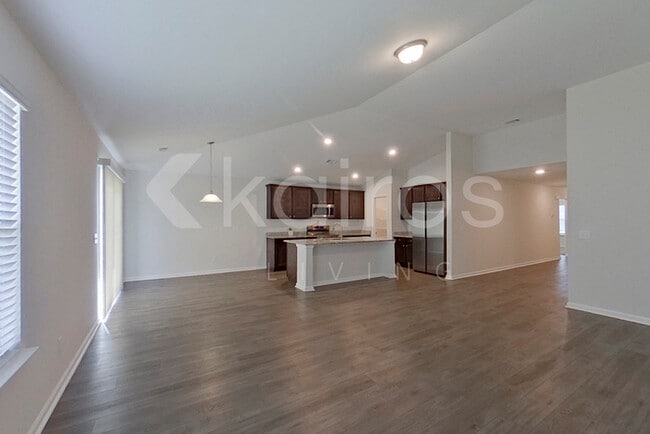 Building Photo - 103 St Phillip Wy