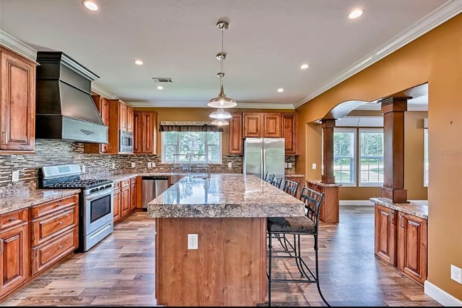 Building Photo - 10531 NE 93 Ln