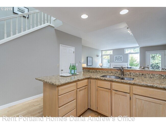Foto del edificio - 2 br, 2.5 bath House - 5935 S Kelly Avenue