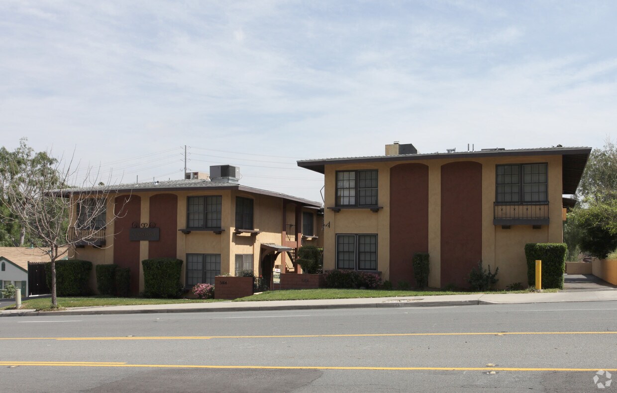 Foto del edificio - 5464 Olivewood Ave