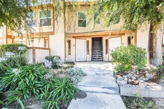 Building Photo - 2600 Chandler Ct