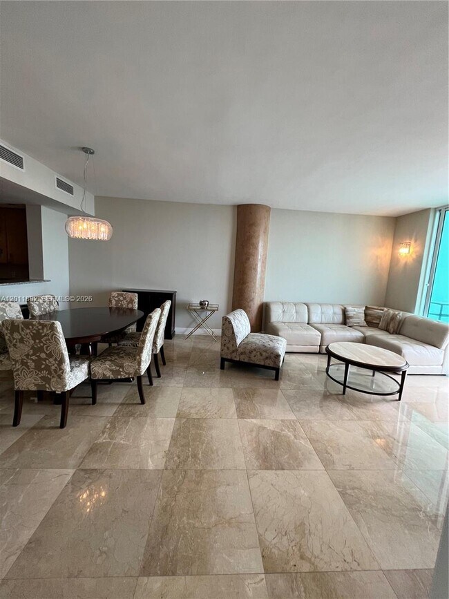 Foto del edificio - 2101 Brickell Ave