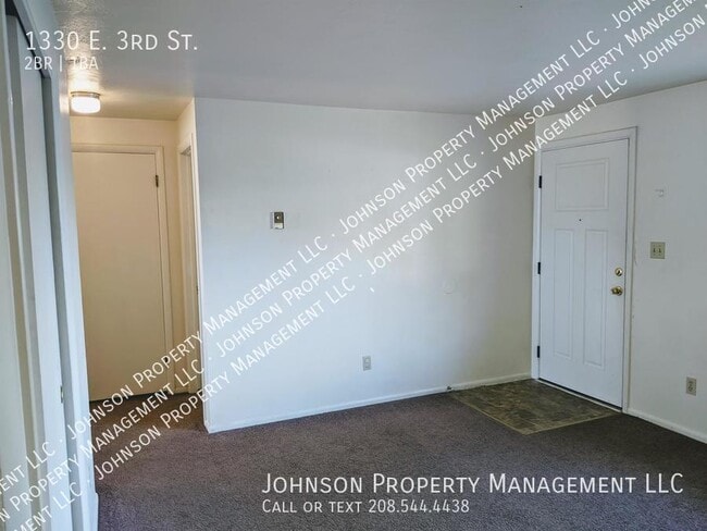 Foto del edificio - 1330 E 3rd St