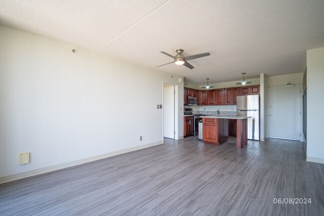 Foto del edificio - 1BD/1BA CONDO in Aiea at Pearl Regency