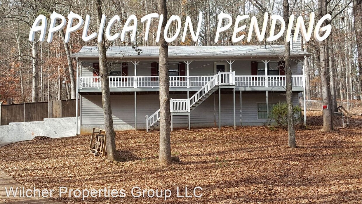 Primary Photo - 4 br, 2.5 bath House - 96 Powder Brook Ct
