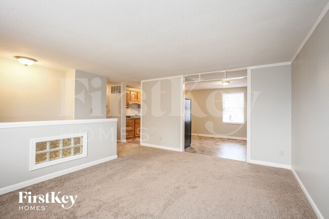 Building Photo - 9012 Panorama Ct