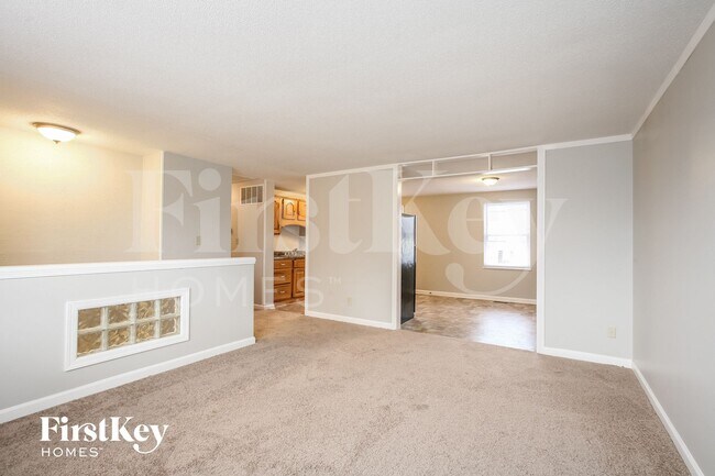 Foto del edificio - 9012 Panorama Ct