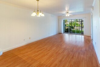 Building Photo - 108 Pebble Shores Dr