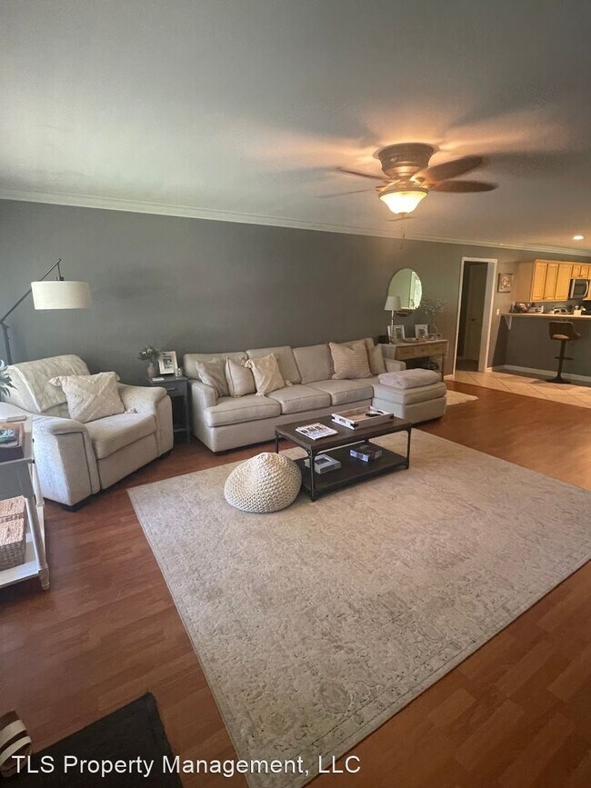 Foto del edificio - 3 br, 2 bath House - 114 Westfield Road