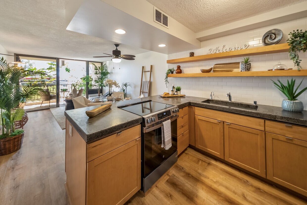 Foto principal - 3138 Waialae Ave