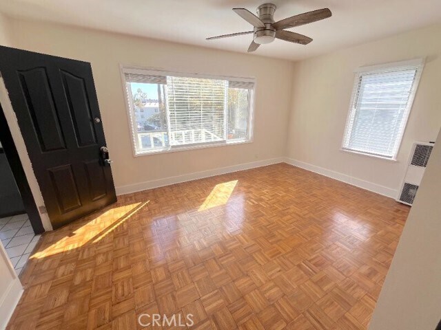 Foto del edificio - 270 Cliff Dr