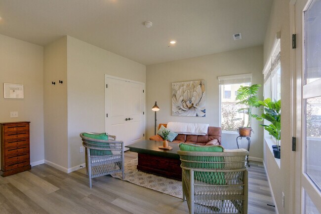 Foto del edificio - 945 Abbott Ln