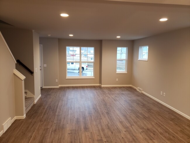 Building Photo - 5852 Tranquility Trl