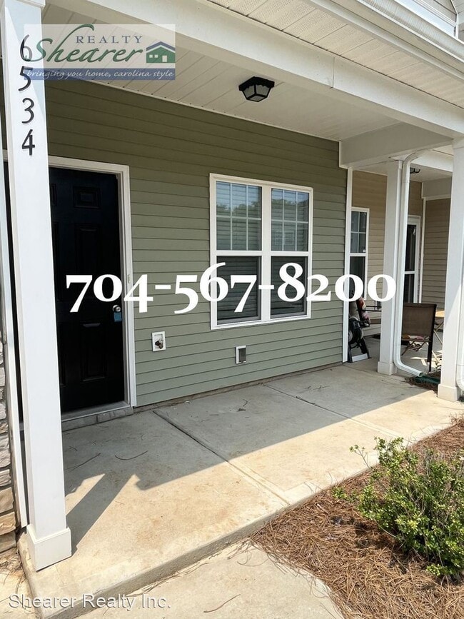 Building Photo - 3 br, 2.5 bath House - 6534 Revolutionary ...