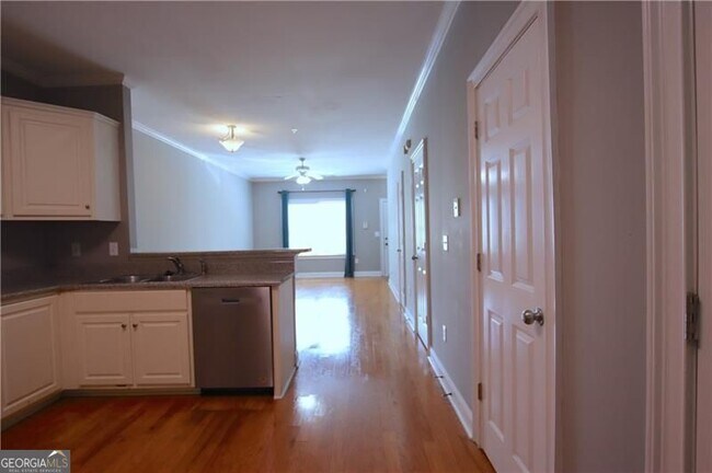 Foto del edificio - 460 S Barnett Shoals Rd