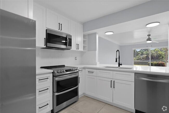 Building Photo - 4100 N 58th Ave
