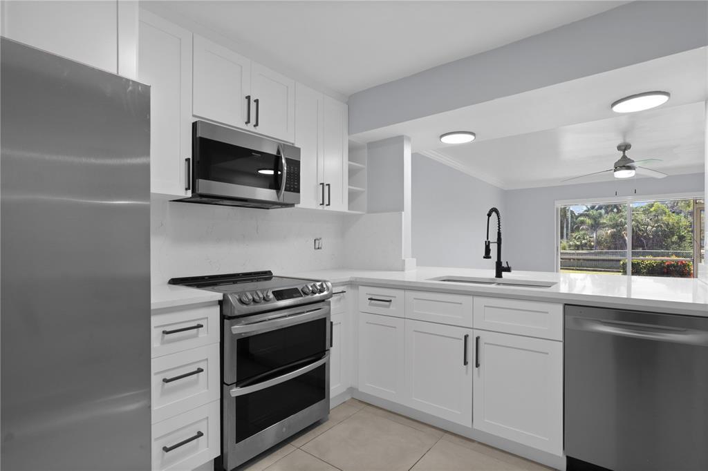 Primary Photo - 4100 N 58th Ave