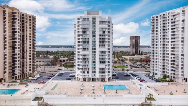 Building Photo - 3047 S Atlantic Ave