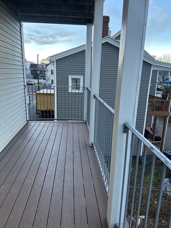 Building Photo - 347 Summer St