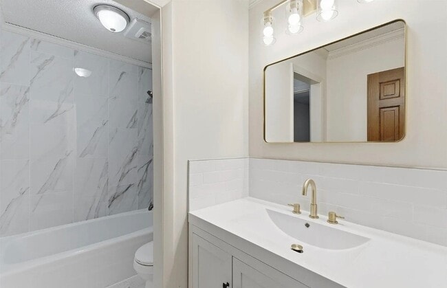 Foto del edificio - 1233 Frances St