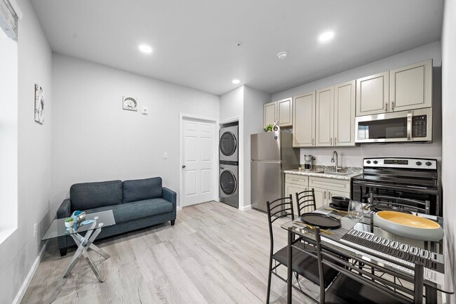 Building Photo - 803 Avenue K