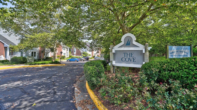 Building Photo - 3151 Covewood Ct