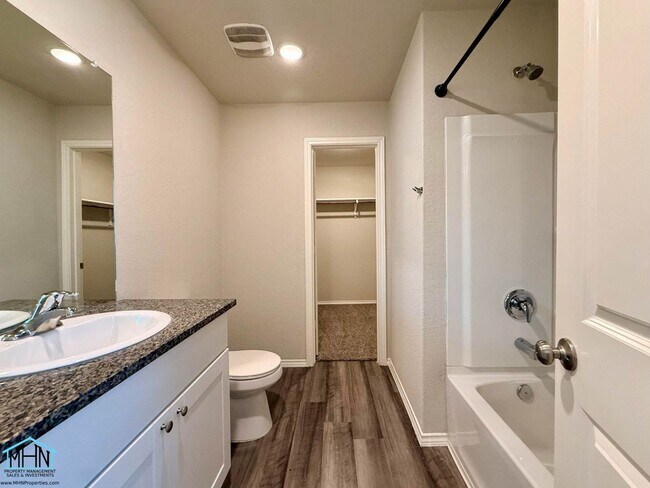 Foto del edificio - Come home and relax in comfort and style! A single story beauty, near Randolph & Ft Sam in Conver...