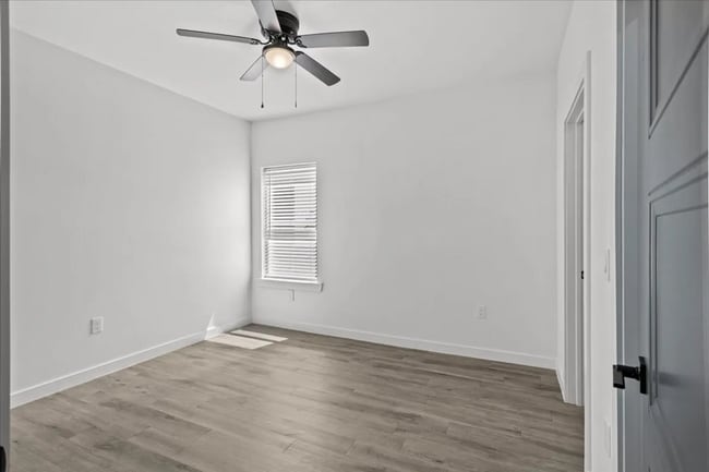 Interior Photo - The Residences at Toler