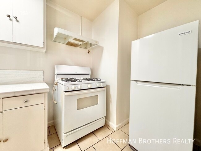 Photo - 739 Normandie Ave Apartment