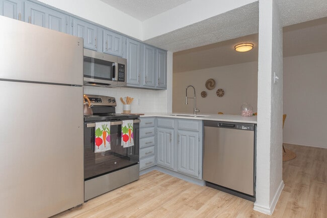 Building Photo - Casa Villas