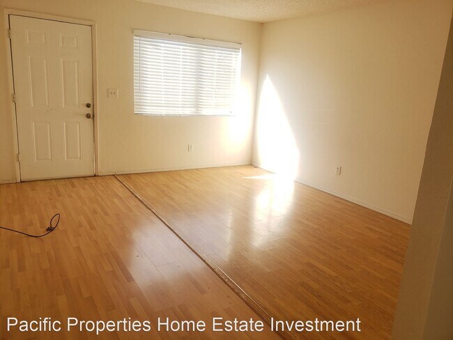 Building Photo - 3 br, 1 bath House - 2763 South Ocean Blv