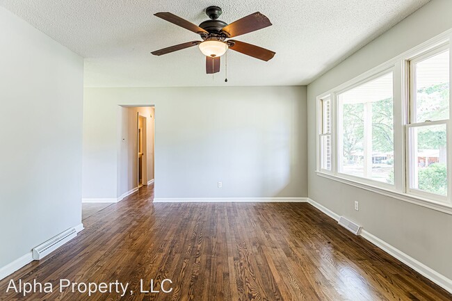 Building Photo - 3 br, 2 bath House - 3 Wentworth St