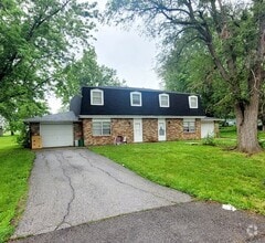 Building Photo - 4819 E Meadow Lark Mdw