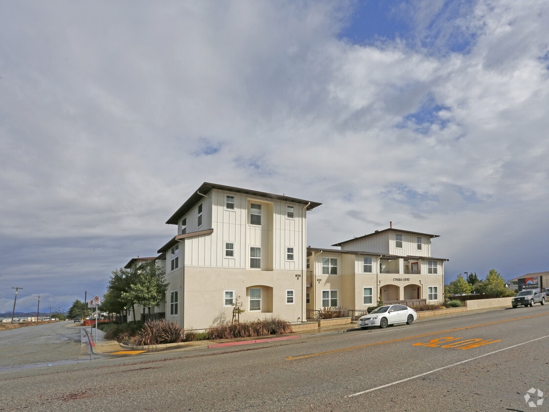 Building Photo - Cynara Court