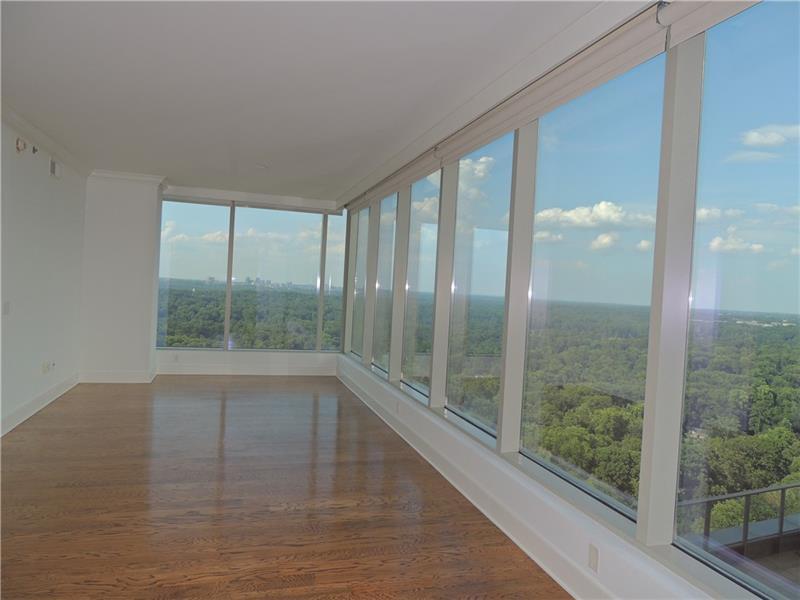 Primary Photo - 3630 Peachtree Rd NE