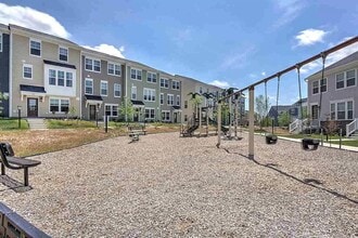 Building Photo - 521 Caddy Aly