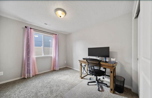 Foto del edificio - 14510 E Caprio Ave