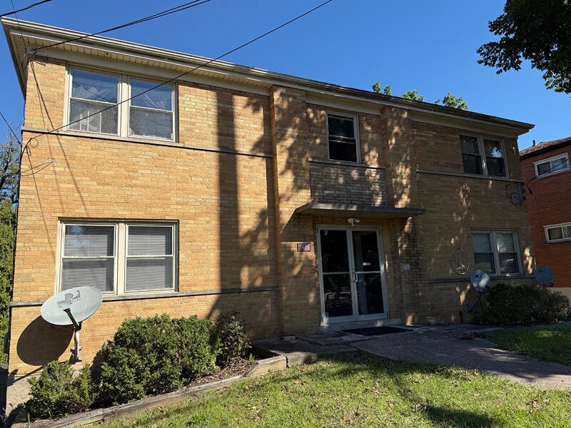 1814 Compton Rd Unit Apt 2 first floor, Cincinnati, OH 45231 Room for Rent in Cincinnati, OH