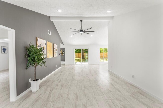 Foto del edificio - 10530 Tenneco Dr