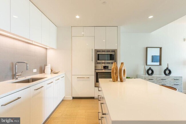 Foto del edificio - 1111 24th St NW