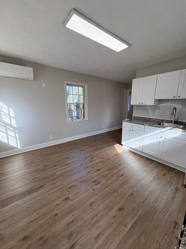 Foto del edificio - 3 bedroom 3 bath in Spartanburg!!