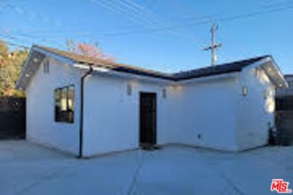 Building Photo - 1430 N Brighton St