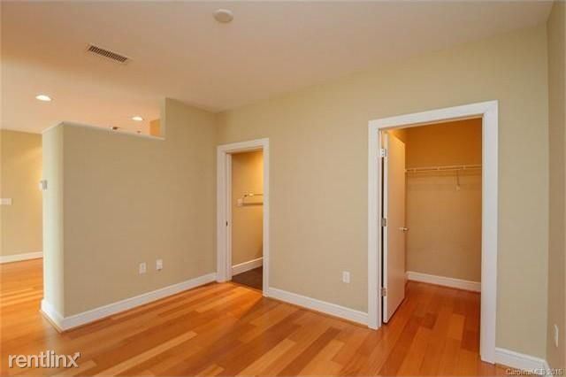 Building Photo - 2 br, 2 bath Condo - 333 W Trade