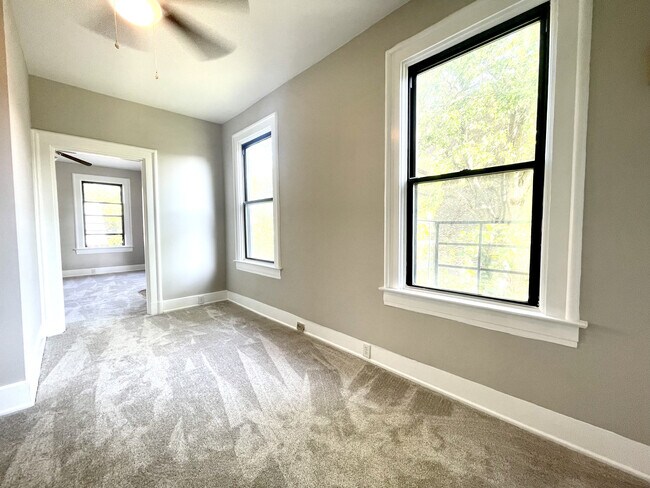 Foto del edificio - 1813 Highland Ave