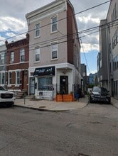 Building Photo - 1346 N 27th St