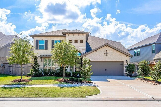 Building Photo - 3723 Lake Falls Dr