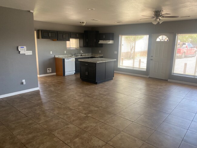 Foto del edificio - 7312 22nd St