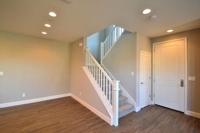 Building Photo - Home in Livermore Available for Move In!
